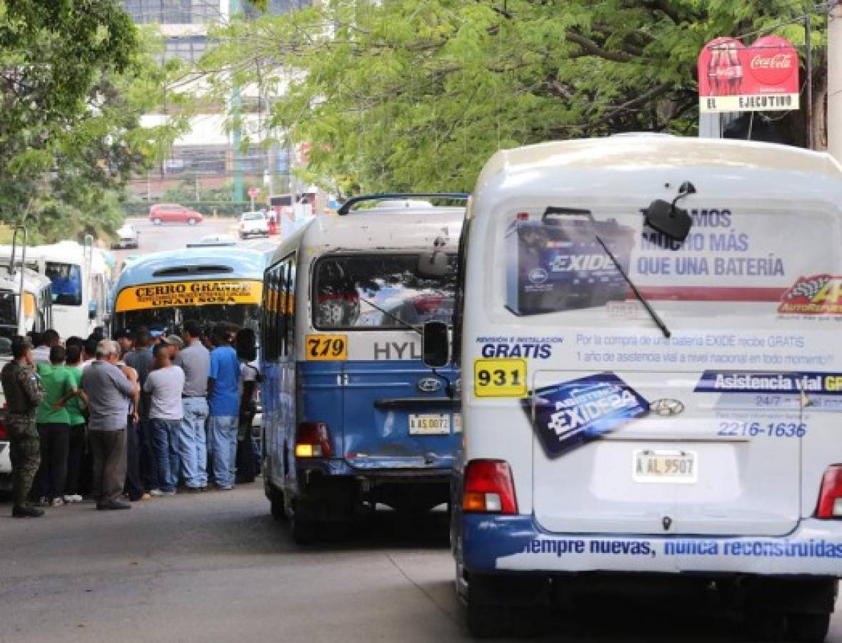 Tegucigalpa: Protesta de conductores de rapiditos