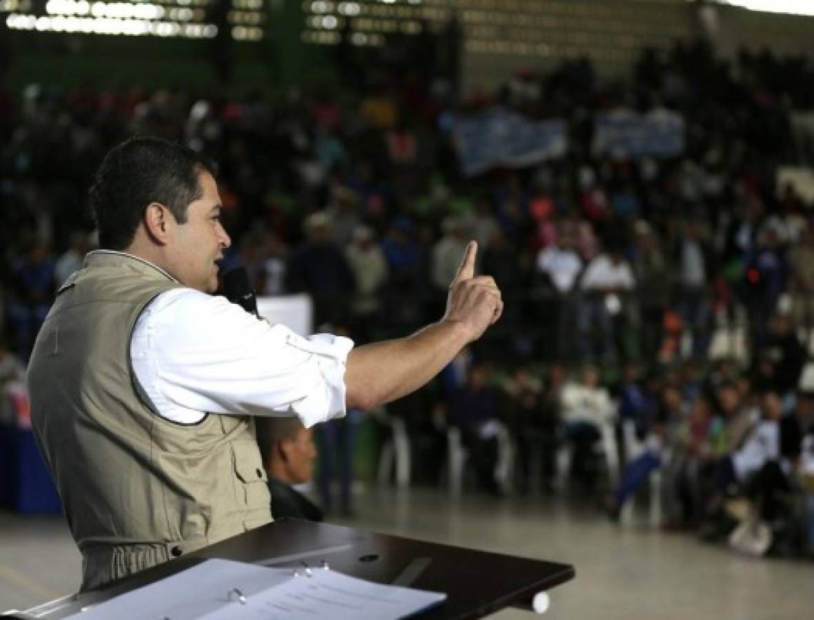 Presidente de Honduras ordena frenar abusos en canasta básica