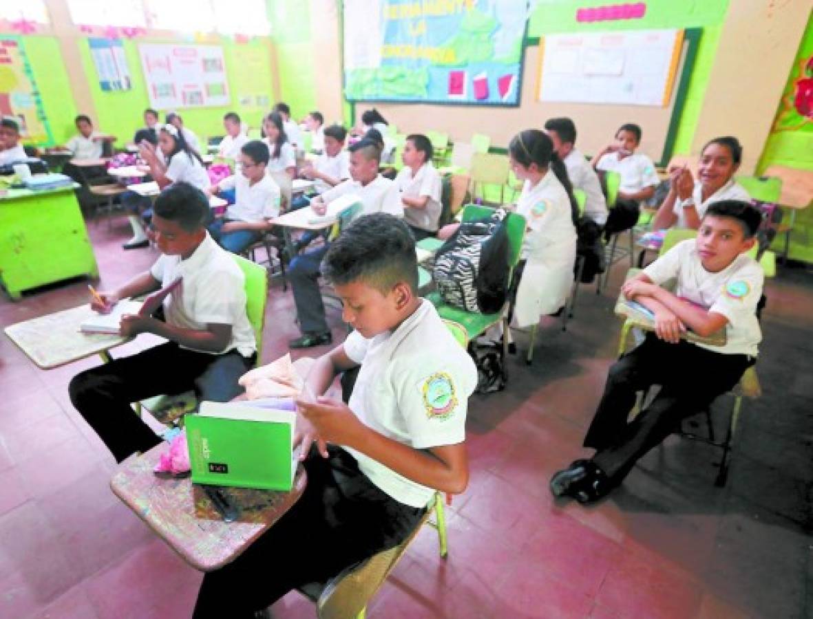 Honduras: Educación regula promociones automáticas de primer grado