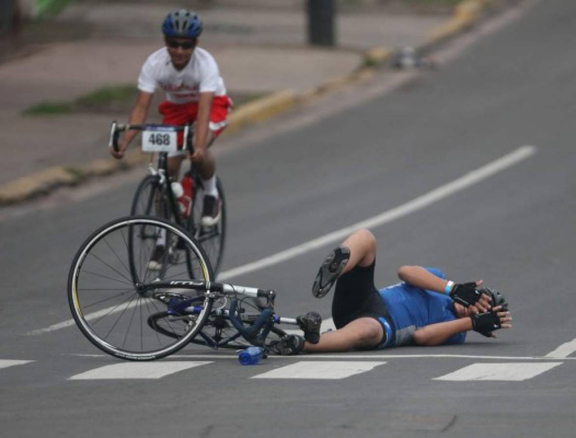 III Vuelta Ciclística: Las caídas aparatosas
