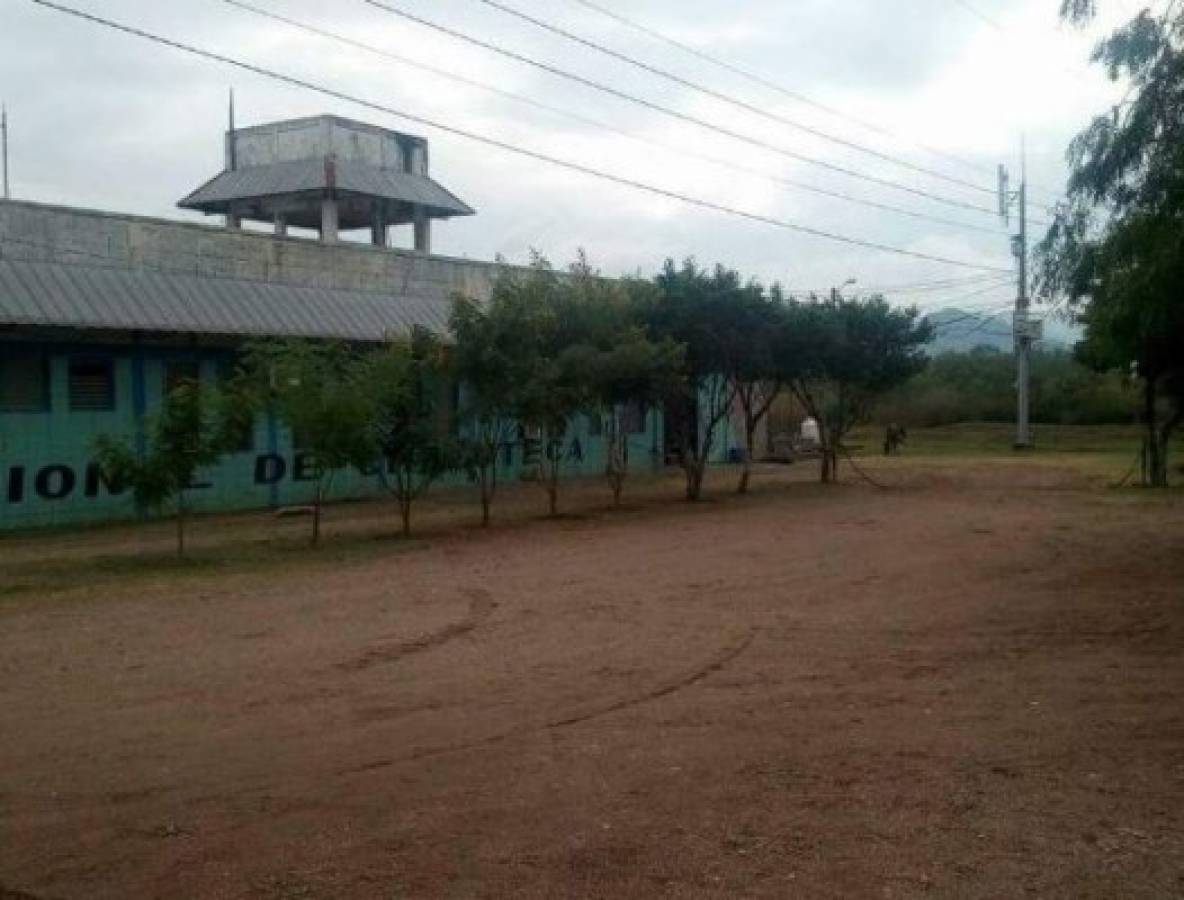Buscan a dos peligrosos reclusos que escaparon de centro penal de Choluteca