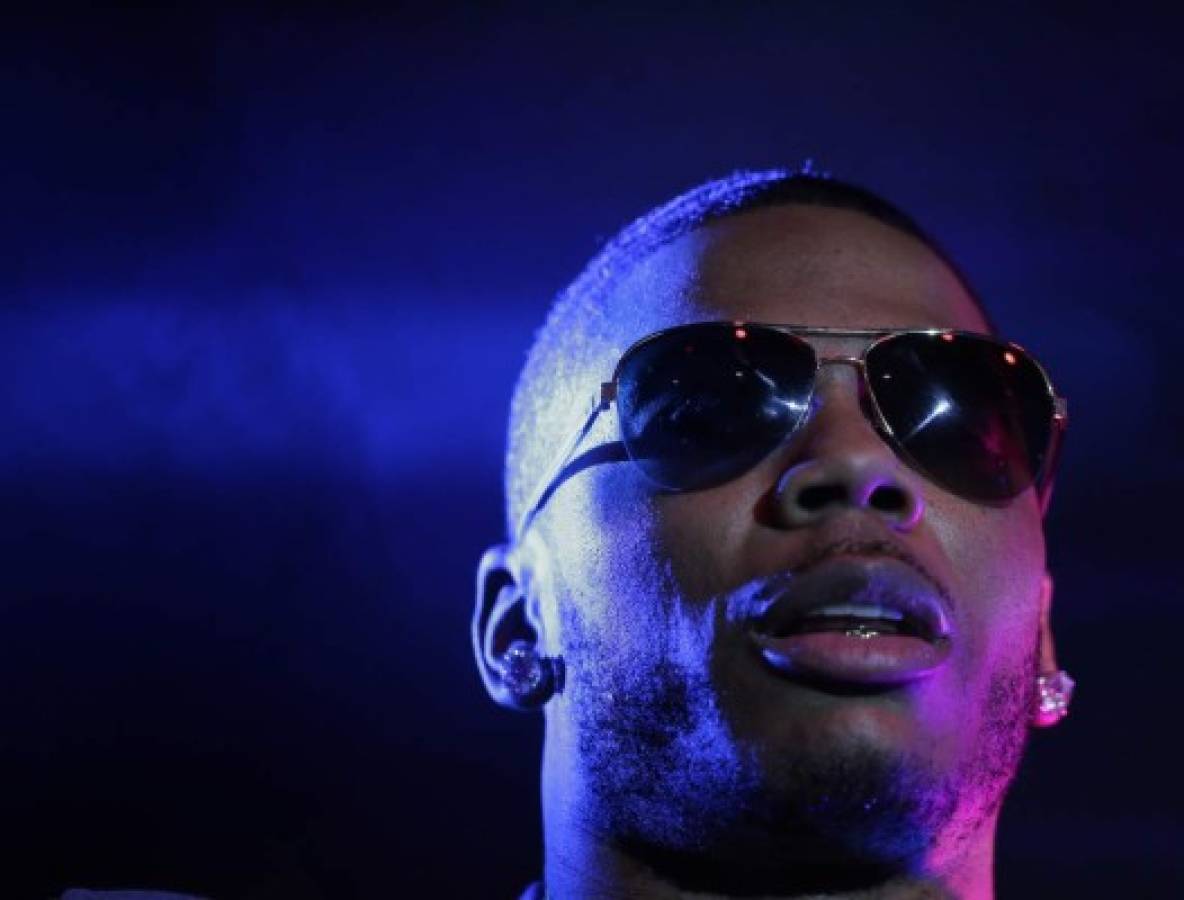 Arrestan a rapero Nelly tras acusación de violación