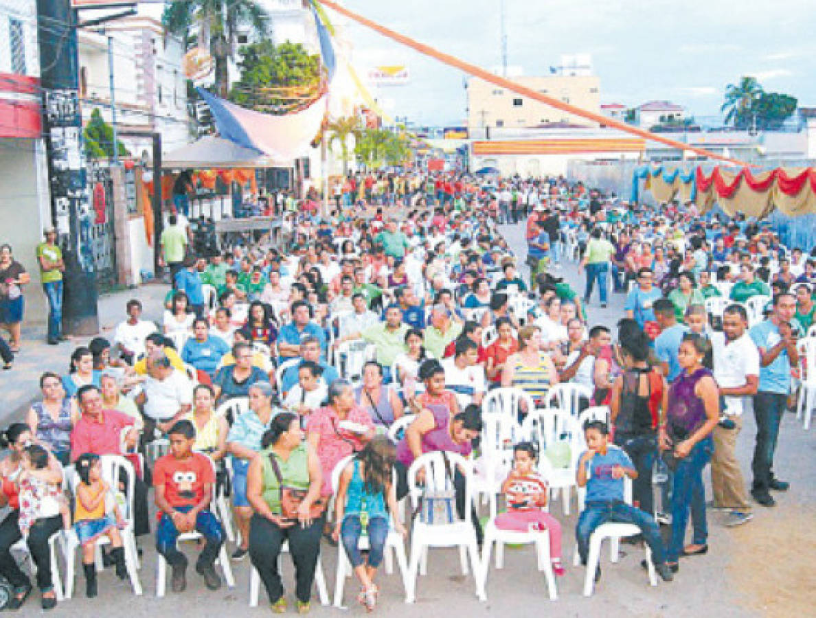 Católicos abarrotaron la ciudad de Juticalpa