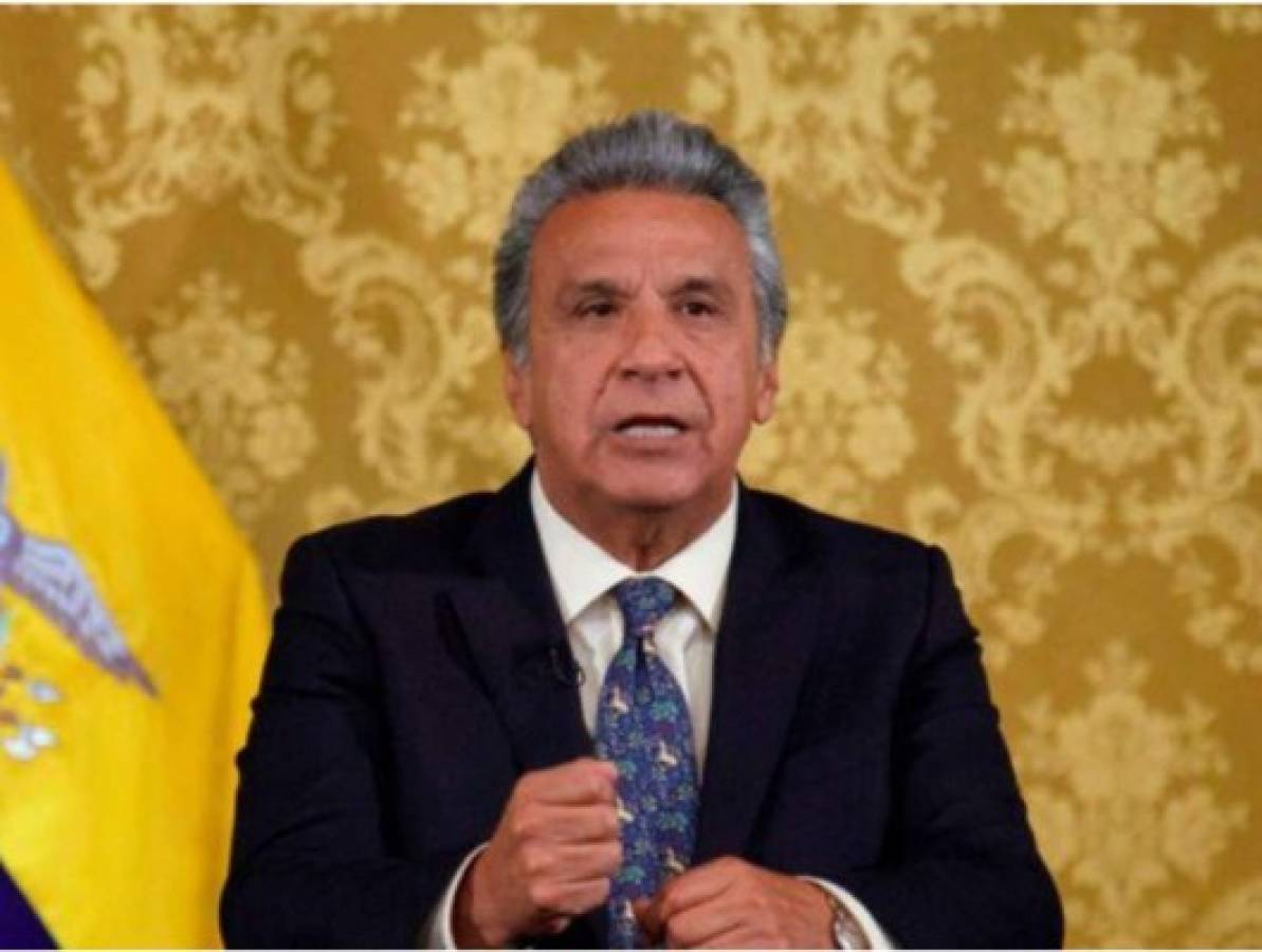 Presidente de Ecuador reduce en 50% su salario y de su gabinete por el coronavirus