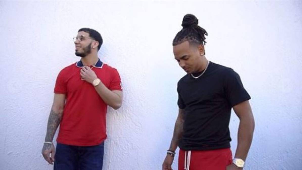 El emotivo reencuentro de Anuel AA y sus colegas de trap tras salir de prisión