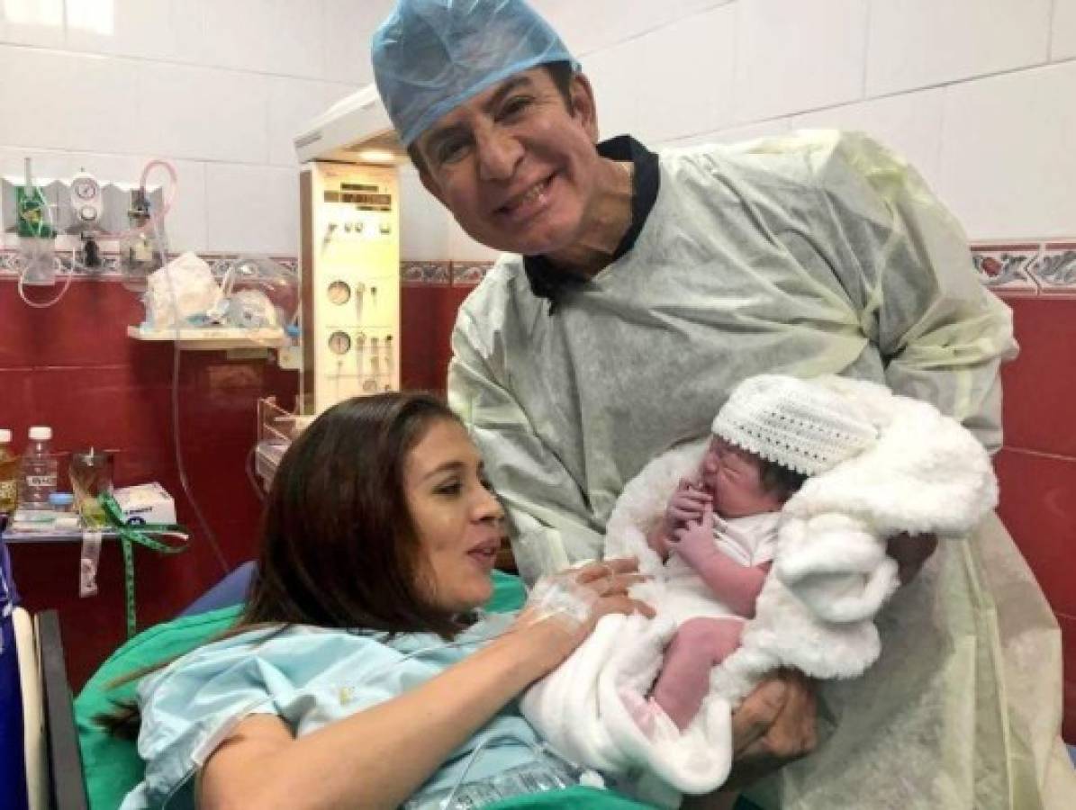 ¡Bombos y platillos! Salvador Nasralla e Iroshka Elvir ya son padres de una hermosa niña