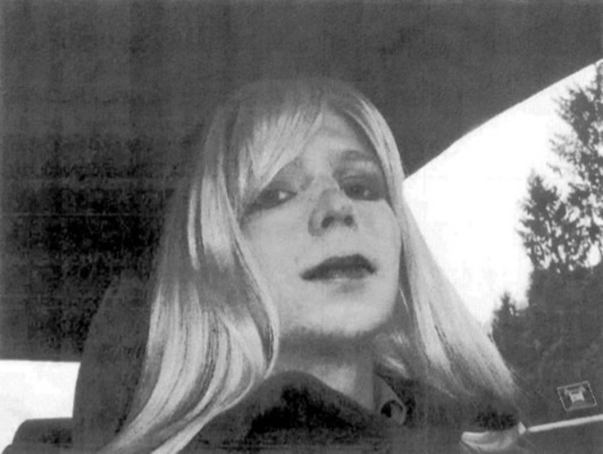 Chelsea Manning, que filtró documentos en WikiLeaks, salió de prisión