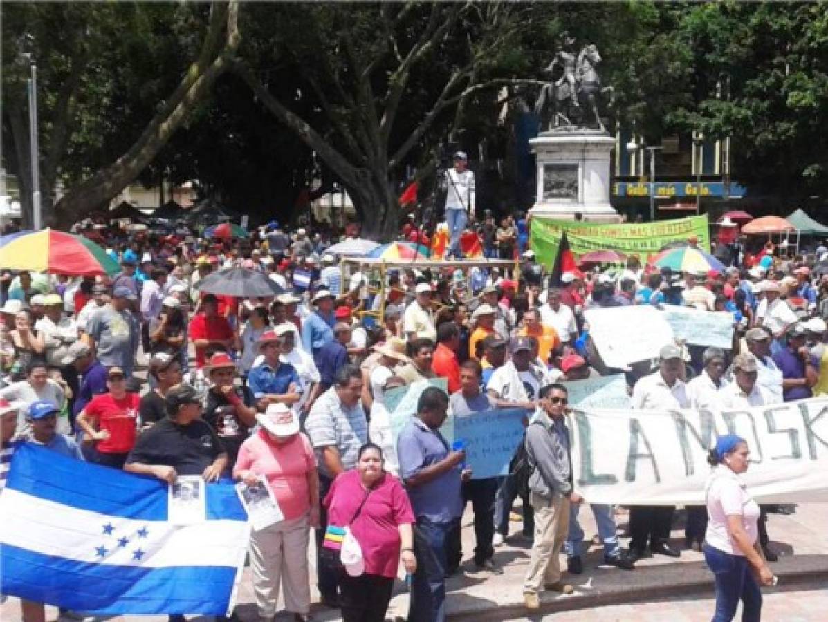 Honduras: Obreros listos para marchar el primero de mayo