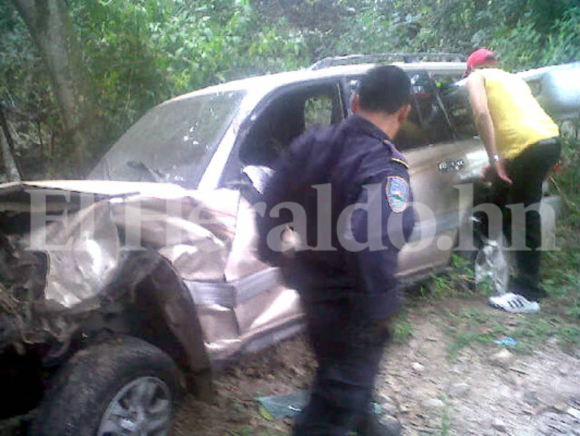 Se accidentan escoltas del Fiscal General; un muerto