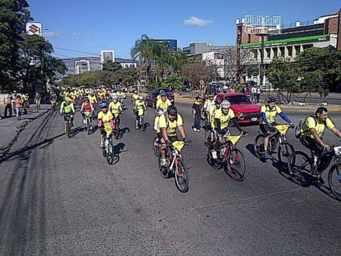 Hondureños pedalean impulsados por el amor a la Virgen de Suyapa