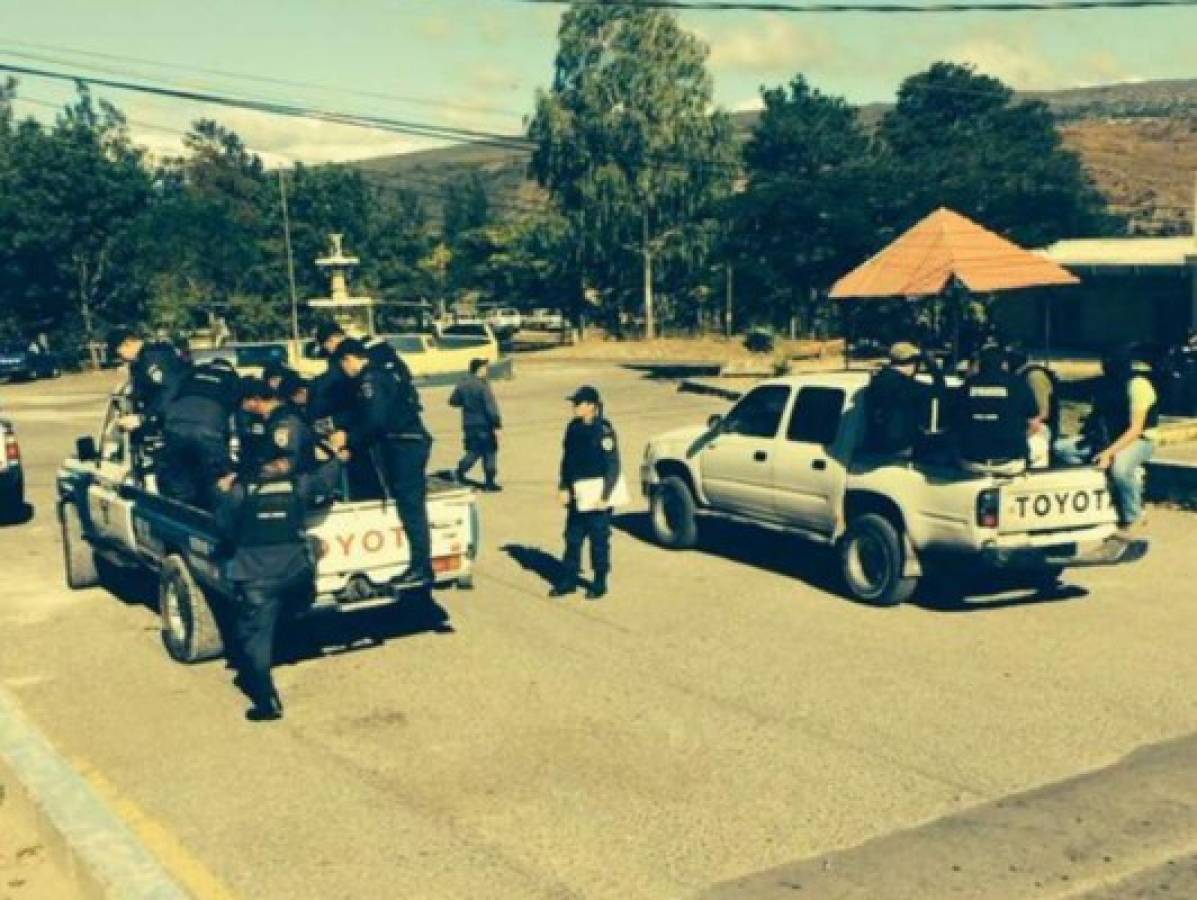 Policía satura mercados en capital de Honduras