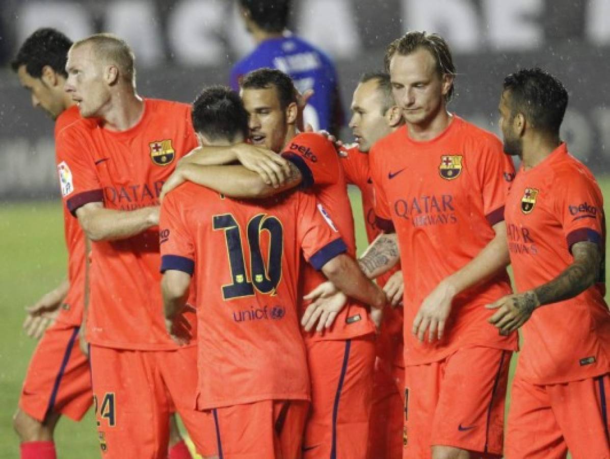 Barcelona refuerza su liderato goleando al Levante