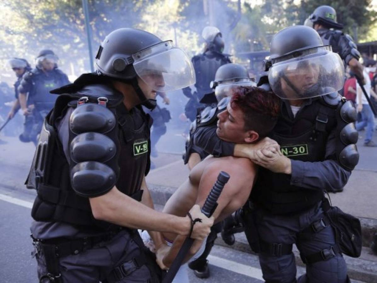 La manifestación durante la final en el Maracaná 