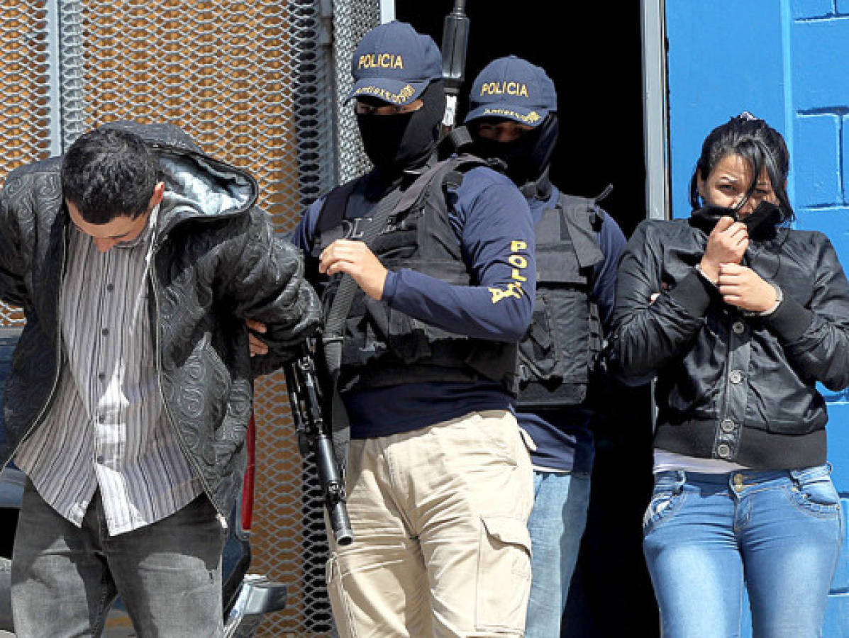 Capturan a pareja de presuntos extorsionadores en Tegucigalpa