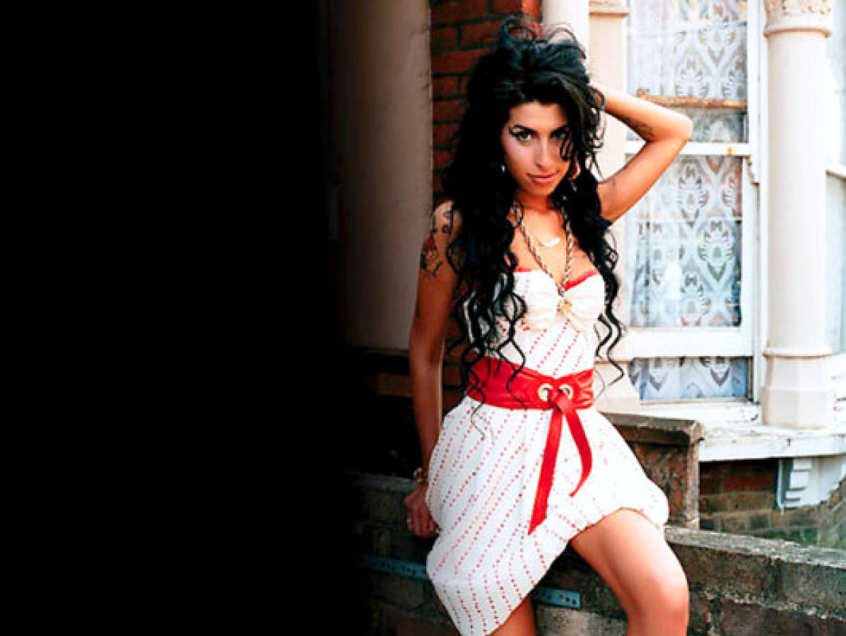 Roban vestidos de la desaparecida Amy Winehouse