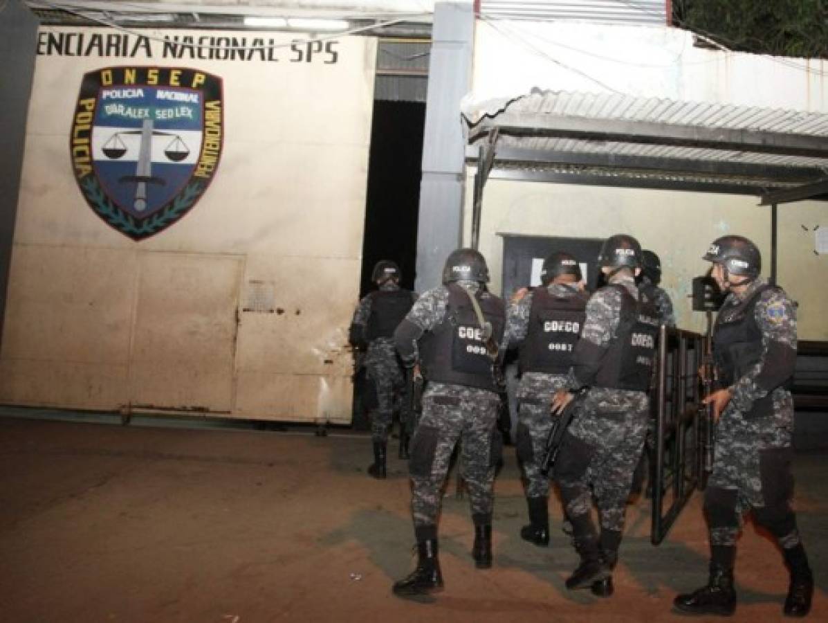 Centro Penal de San Pedro Sula cierra operaciones; reos son llevados a cárceles de máxima seguridad