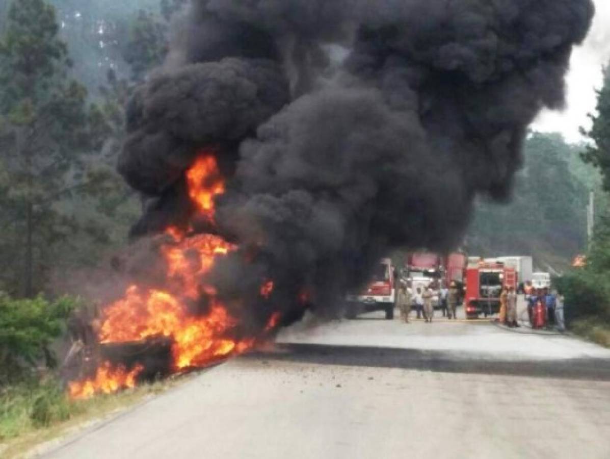 Se incendia cisterna en carretera a Olancho