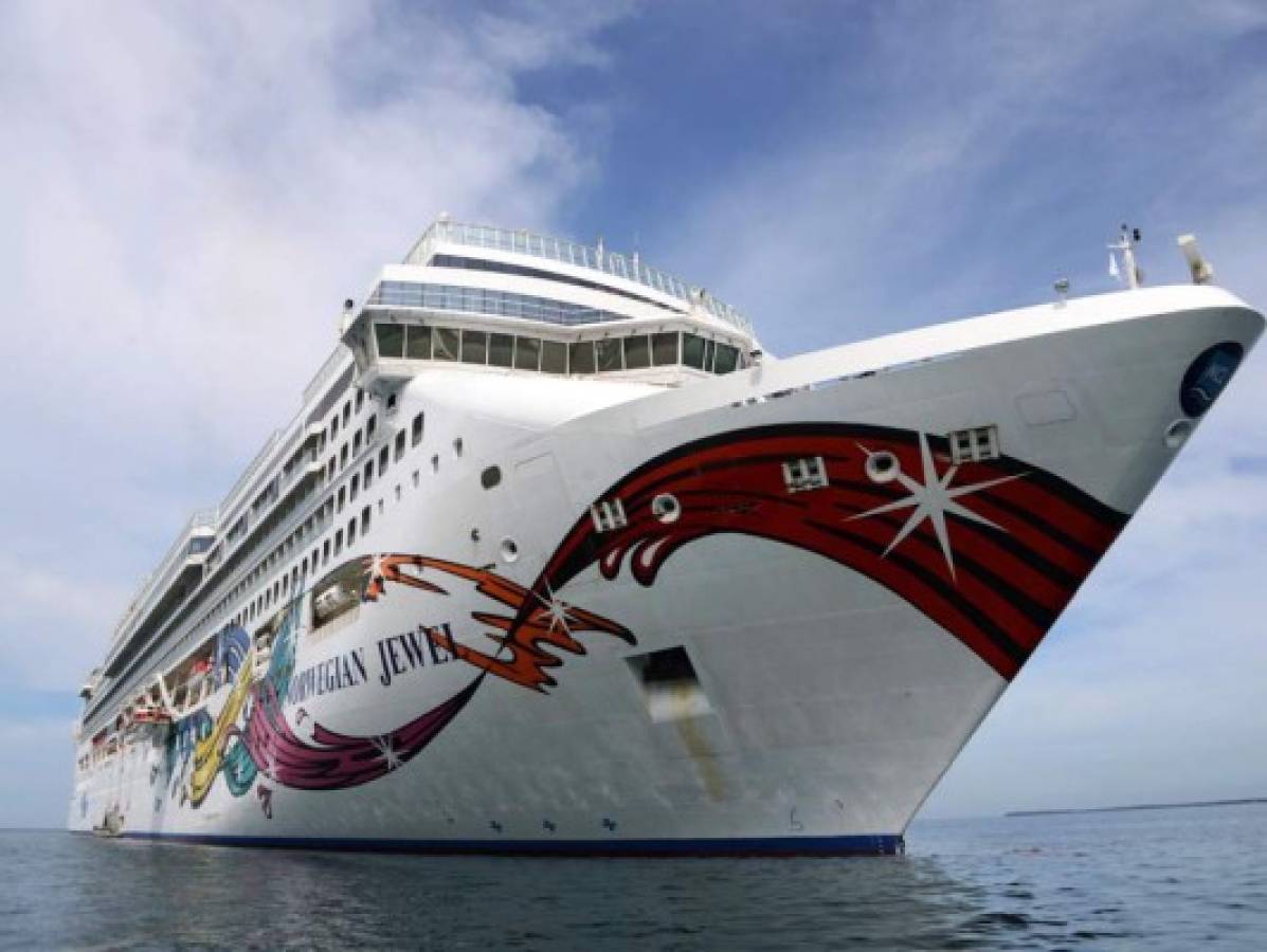 Honduras: Enorme crucero llega a Trujillo con más de 2,000 turistas