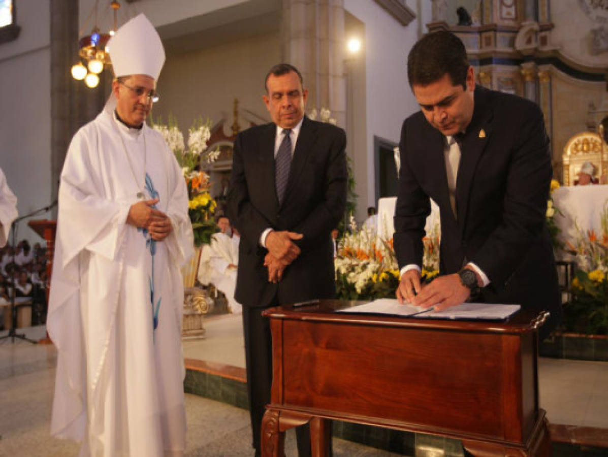 Declaran Santuario Nacional el templo de Virgen de Suyapa