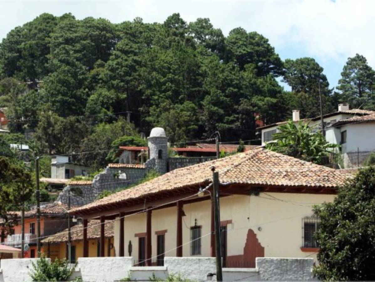 Confirman irregularidades en alcaldía de municipio turístico de Santa Lucía