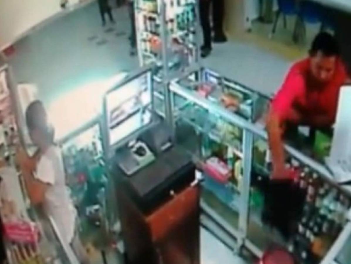 VIDEO: Captan robo en terminal de buses de San Pedro Sula