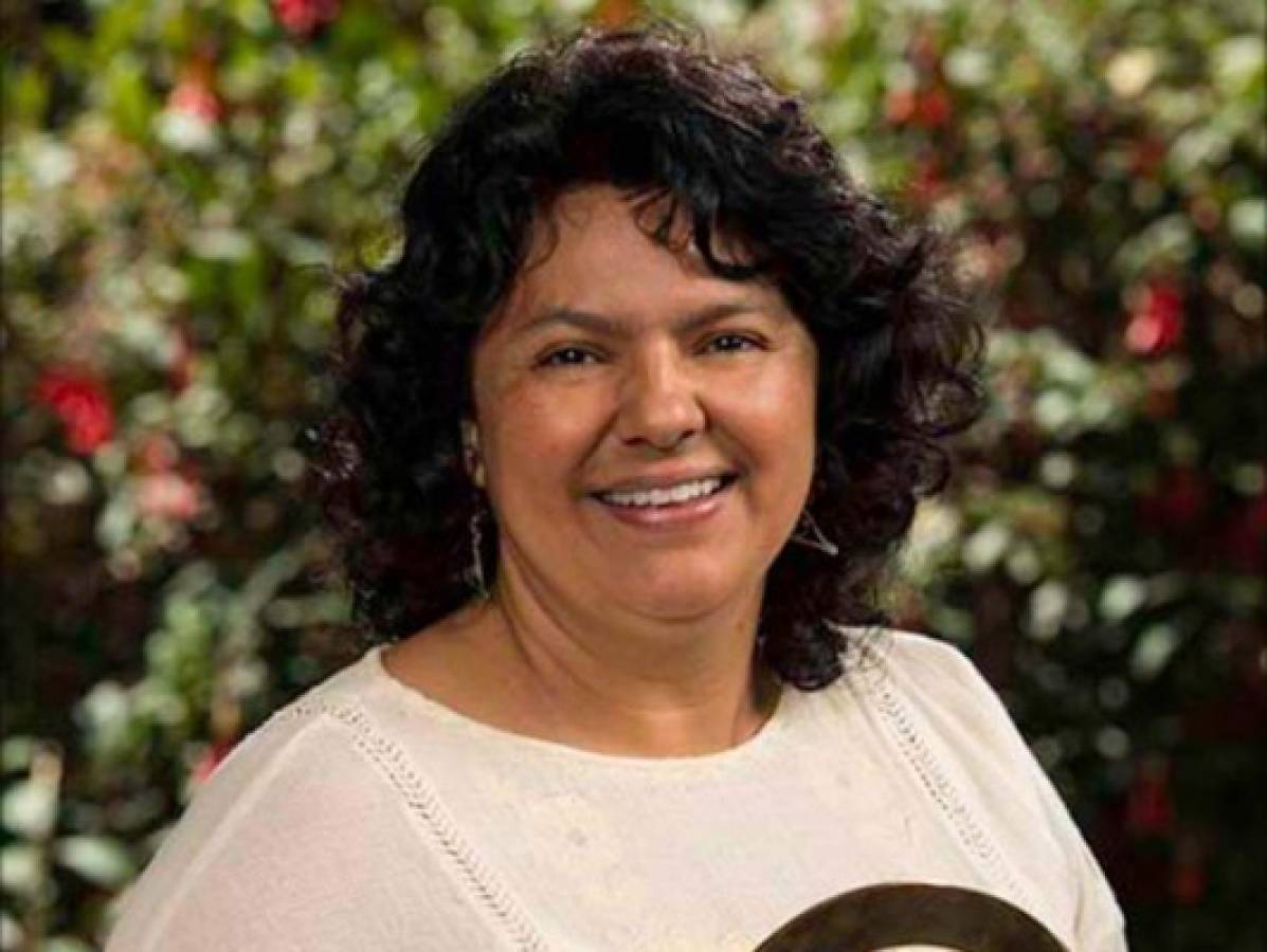 Hondureña Berta Cáceres recibe el Premio Goldman