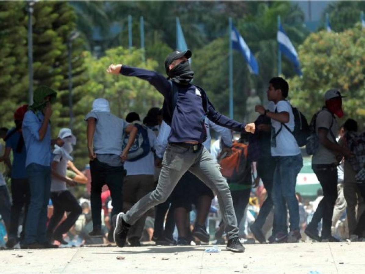 Diputados de Libre 'buscan mártires' con protestas estudiantiles
