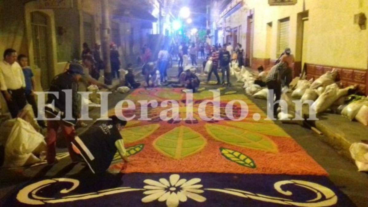 Semana Santa: Arte y tradición en alfombras religiosas en la capital