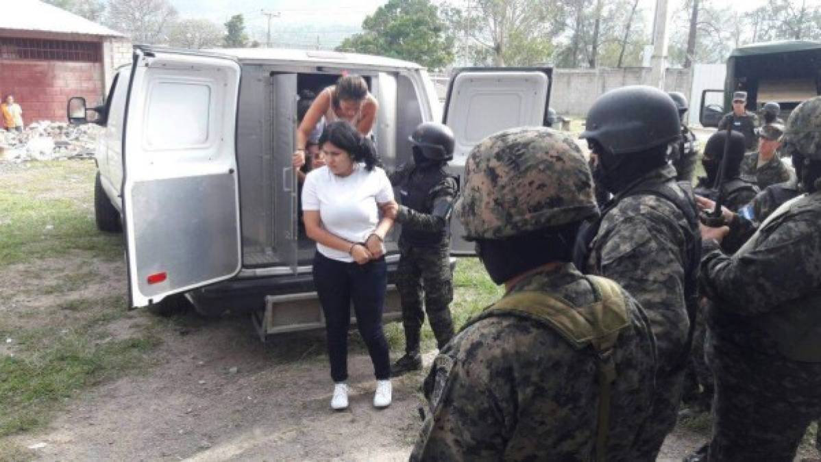 Lo que no se vio durante el traslado de mujeres pandilleras a la cárcel de Támara