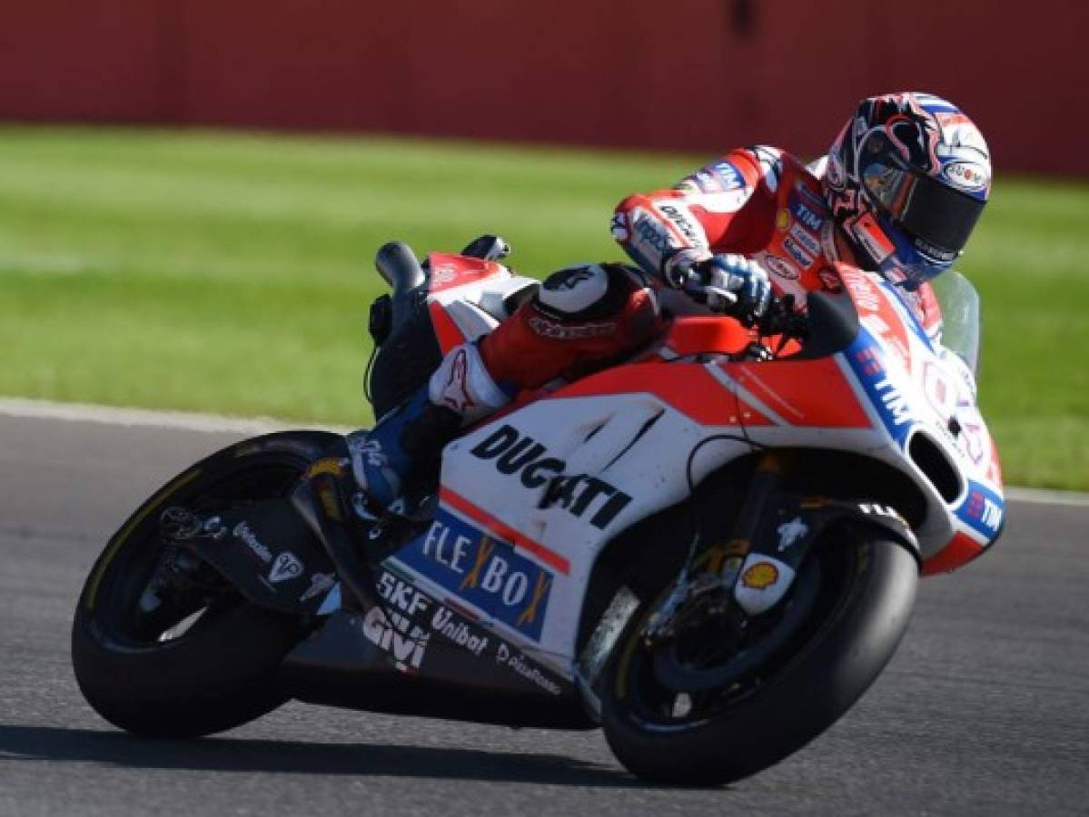 Dovizioso gana el GP de Gran Bretaña de MotoGP y alcanza el liderato del Mundial  