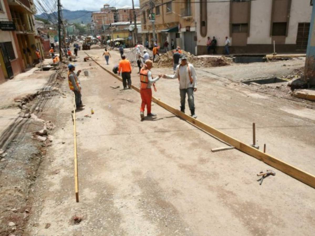 Avanza soterrado de cables en la avenida Gutenberg de Tegucigalpa