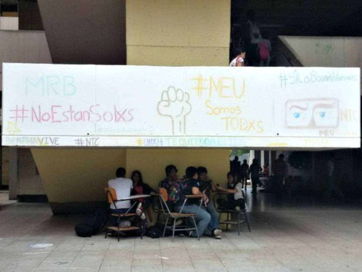 Un movimiento estudiantil hace conciencia sobre los alumnos de la UNAH que siguen en audiencia