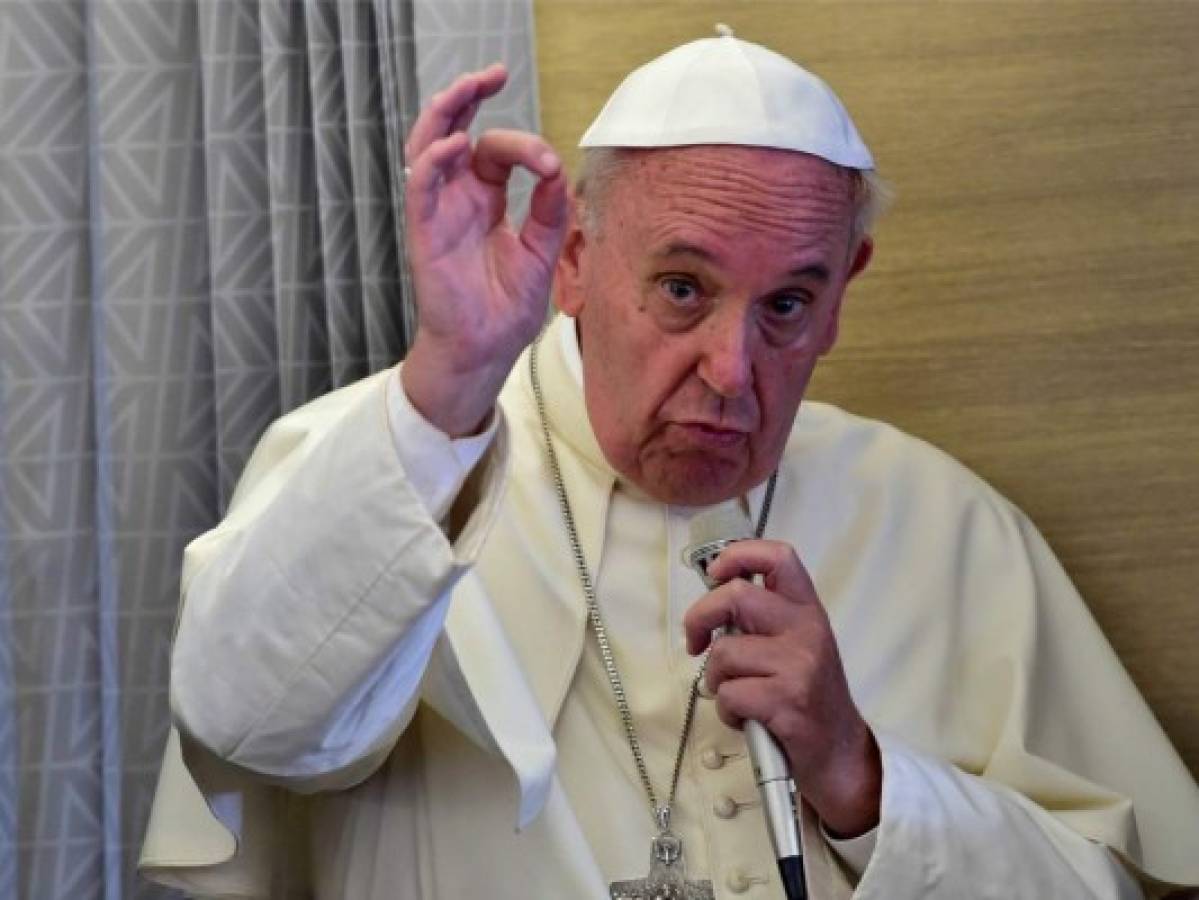Papa: el mundo está 'al borde del suicidio', un acuerdo sobre clima 'ahora o nunca'