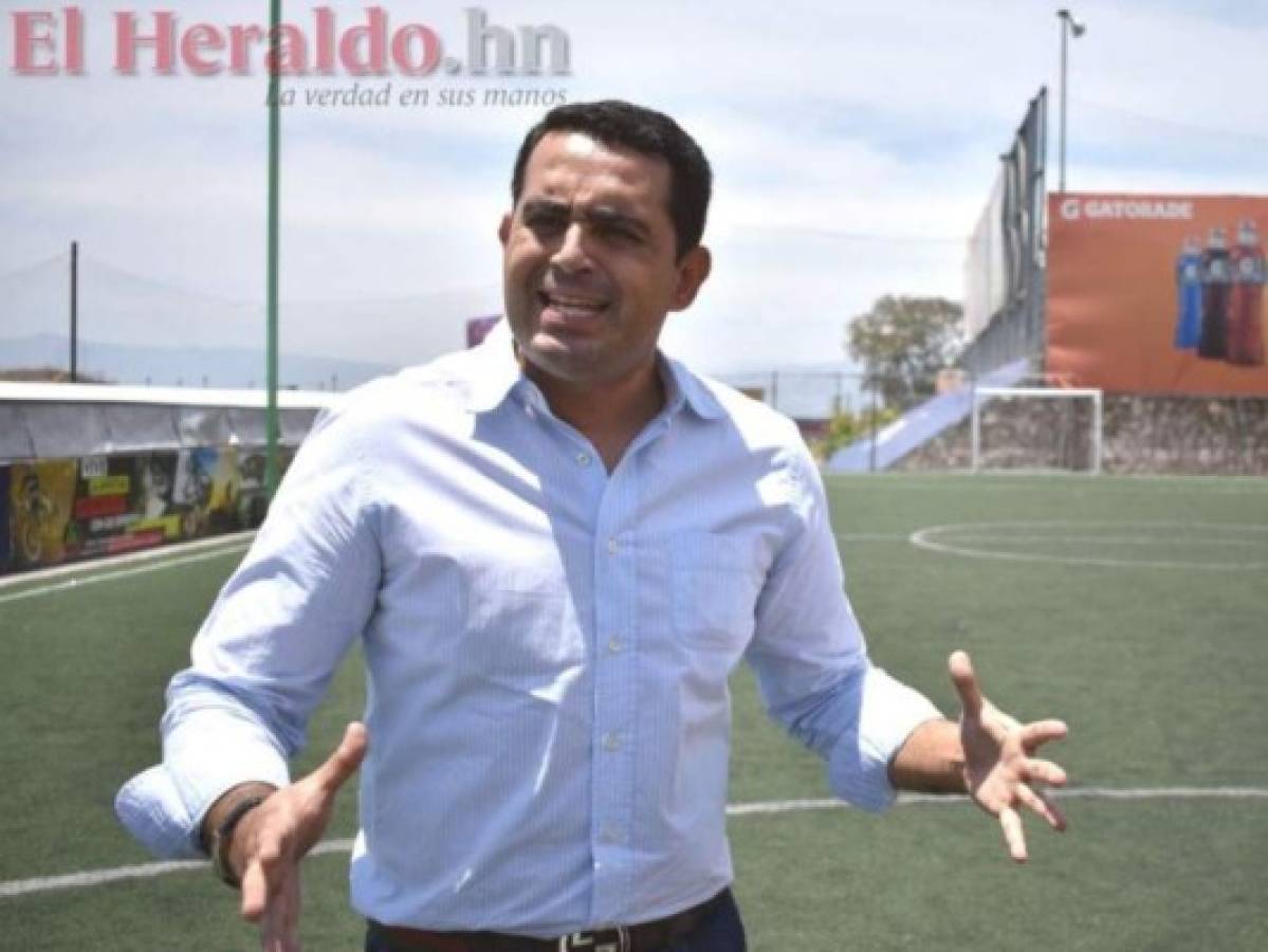 Yanuario Paz sorprende al anunciar su salida de Televicentro