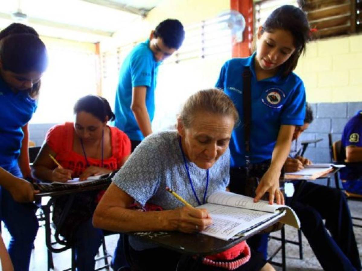 Honduras: Estudiantes iniciarán proceso de alfabetización el 15 de marzo