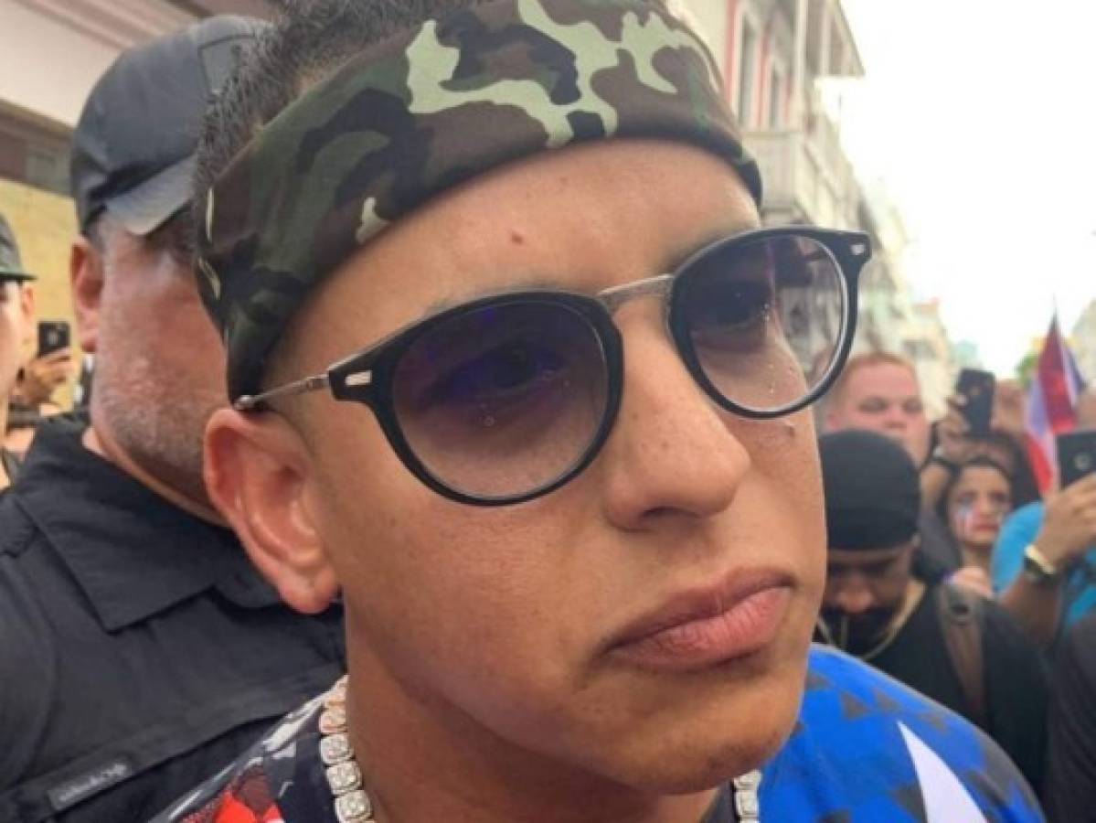 Daddy Yankee en Puerto Rico: el reguetonero sorprende al sumarse a protestas contra Rosselló