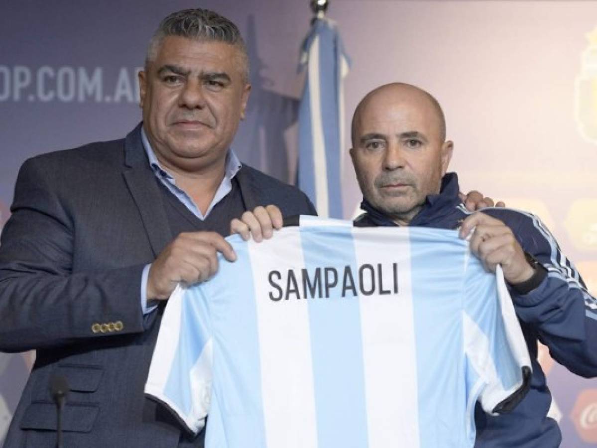 Jorge Sampaoli, fanático del rock, los tatuajes y las 'locuras' de Bielsa