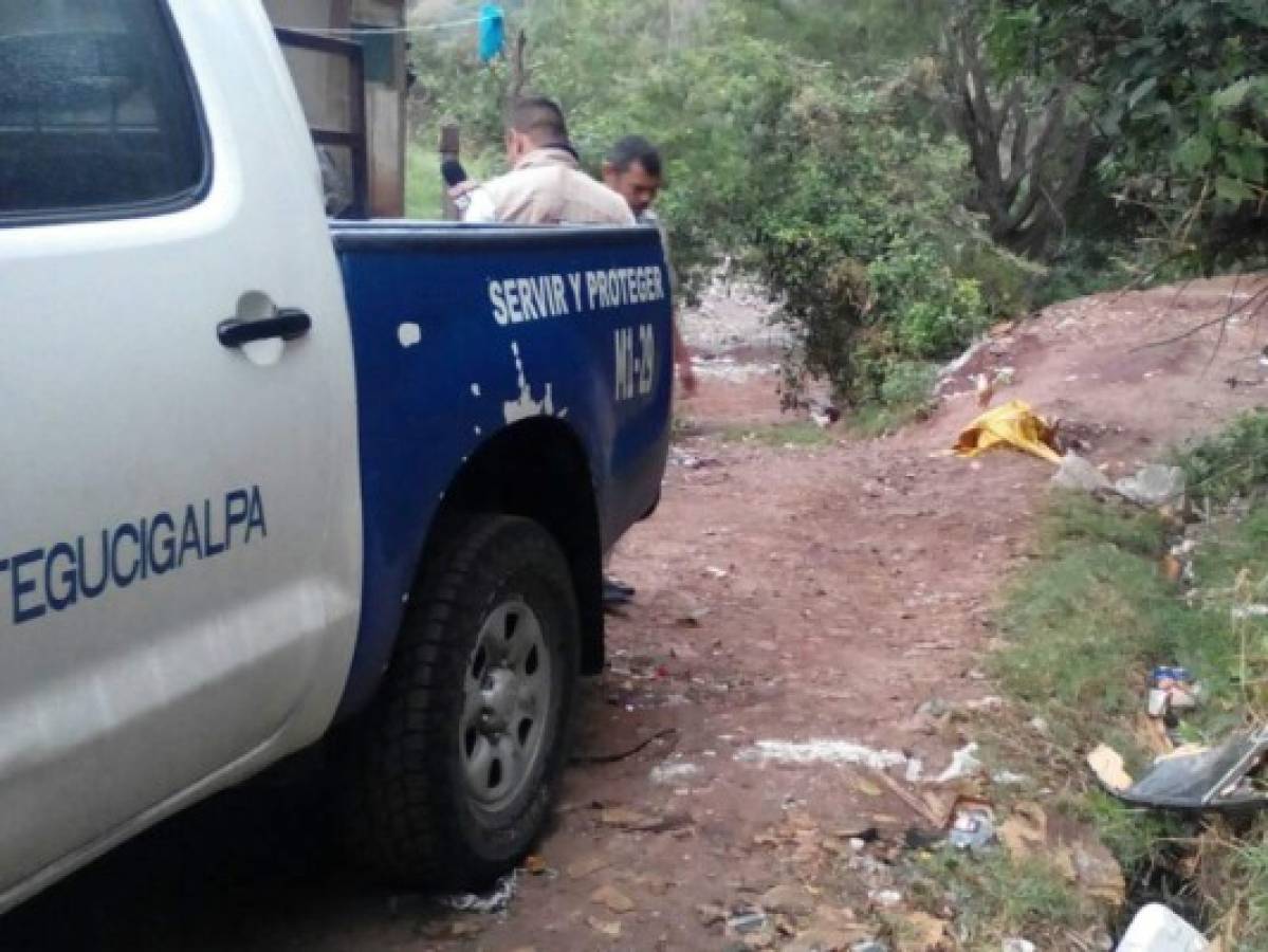Honduras: Encuentran un cuerpo encostalado en la colonia Miramesí de la capital