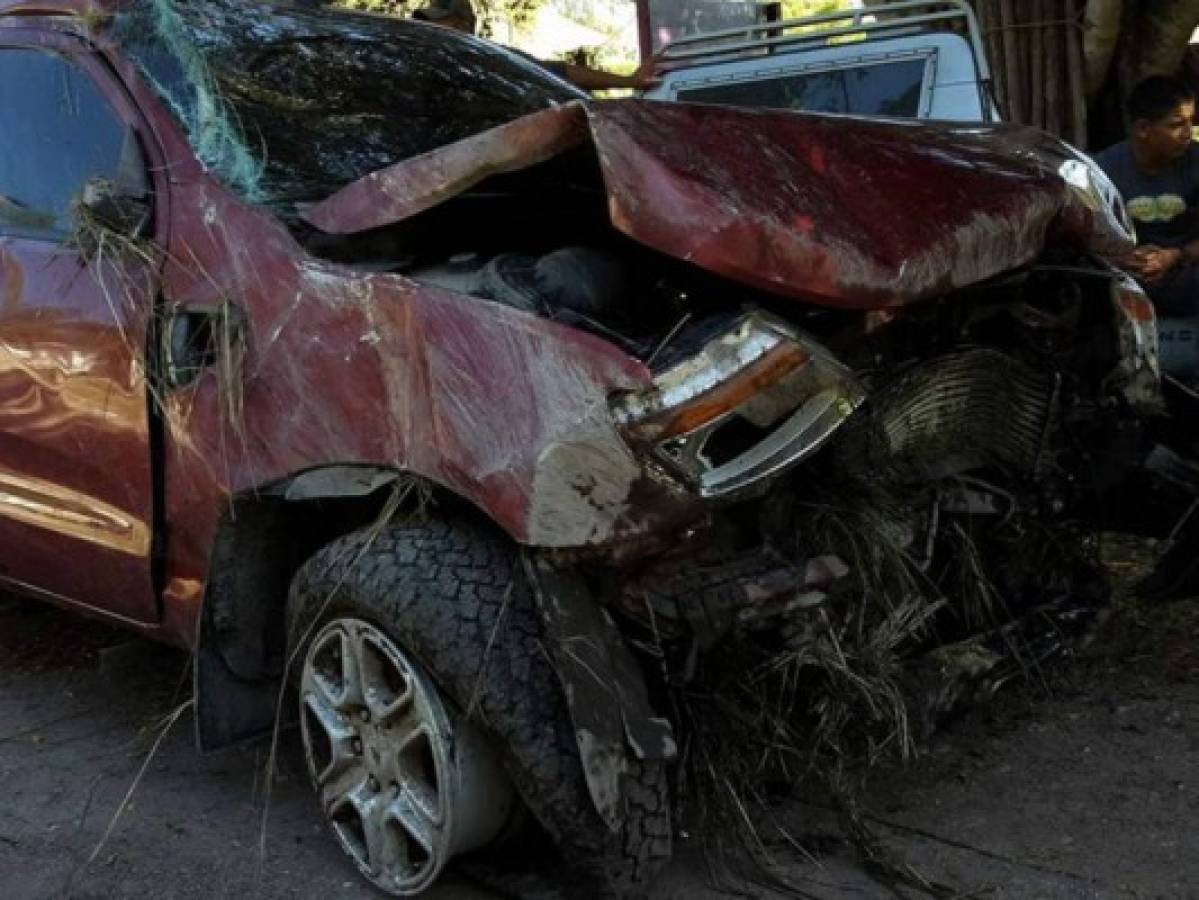Honduras: Alcalde de Cedros sufre aparatoso accidente en la carretera que conduce hacia Olancho