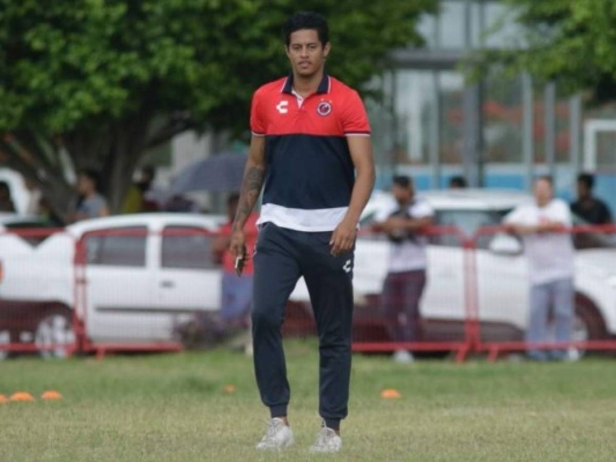 Danny Izaguirre, el futbolista que extiende la mano a la caravana migrante de hondureños
