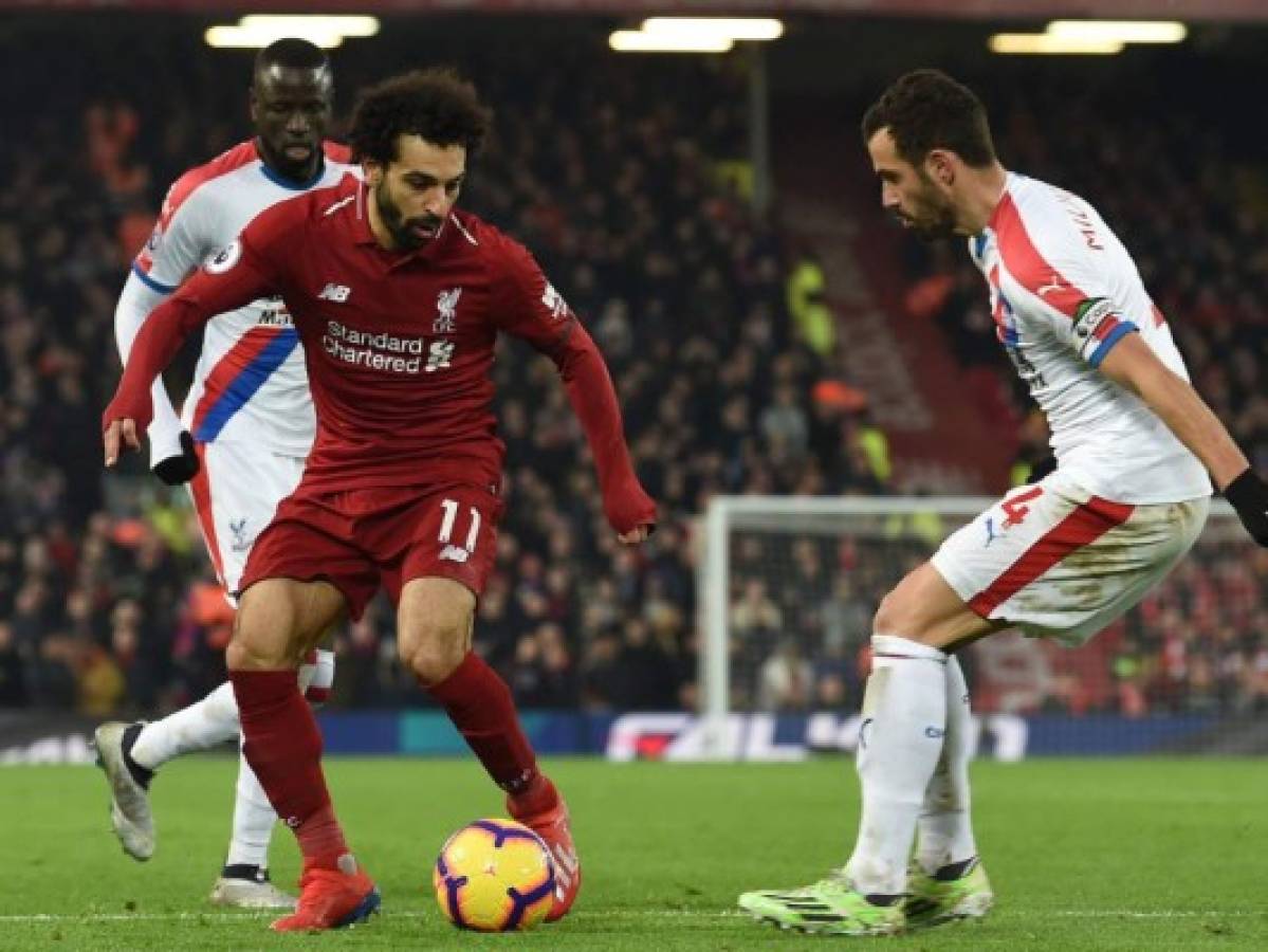 Liverpool sufre para derrotar al Crystal Palace, United cerca de Champions League