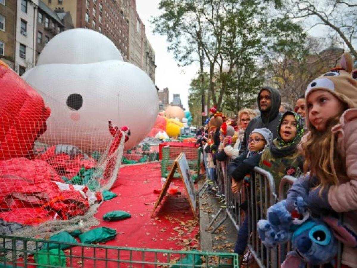 Fuertes vientos amenazan desfile de Acción de Gracias en Nueva York
