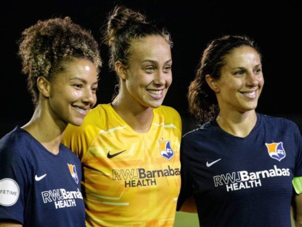 Liga femenina de fútbol de EEUU organizará un torneo en junio
