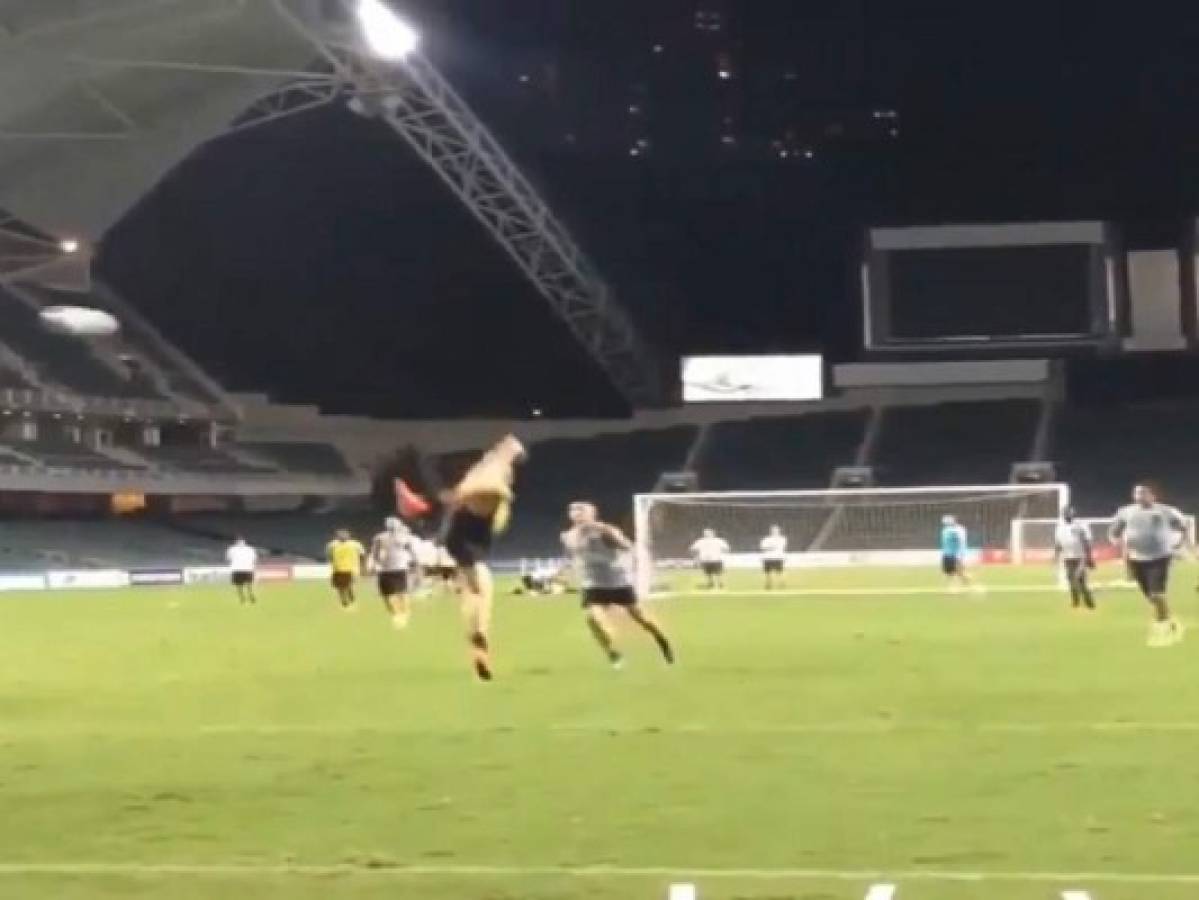 VIDEO: El golazo 'Taekwondo' de Ibrahimovic en Hong Kong