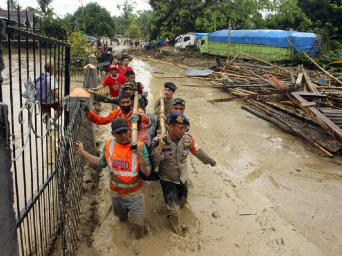 Saldo de inundaciones en Indonesia sube a 36 muertos y 66 desaparecidos