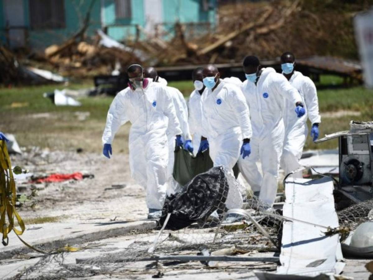 Sombría tarea de buscar cadáveres en Bahamas tras el huracán Dorian