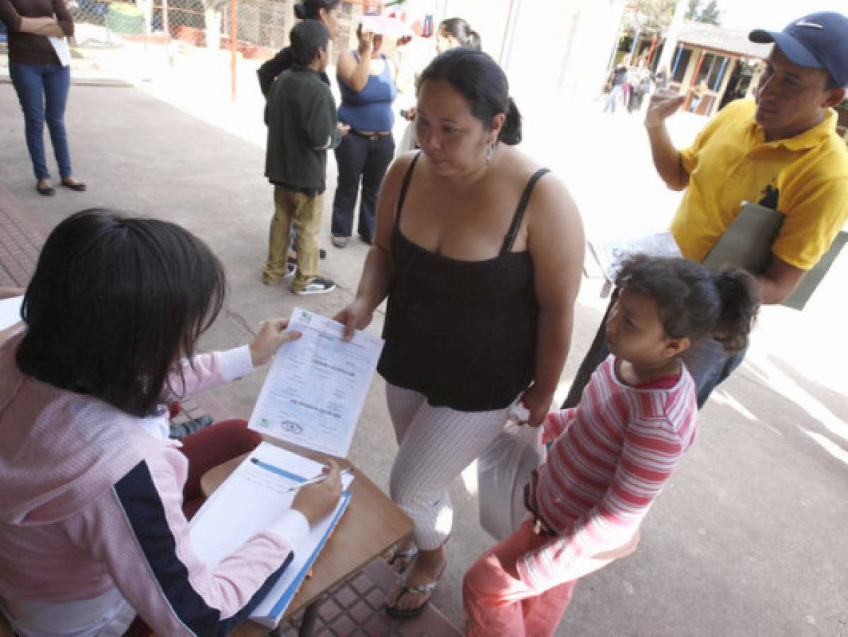 A medias inicia el año escolar en centros educativos públicos de Honduras