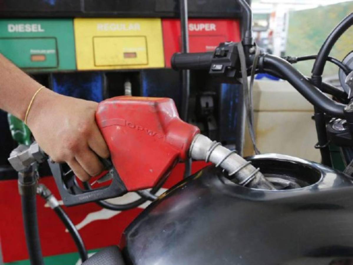 Vigente el aumento a precio de los carburantes
