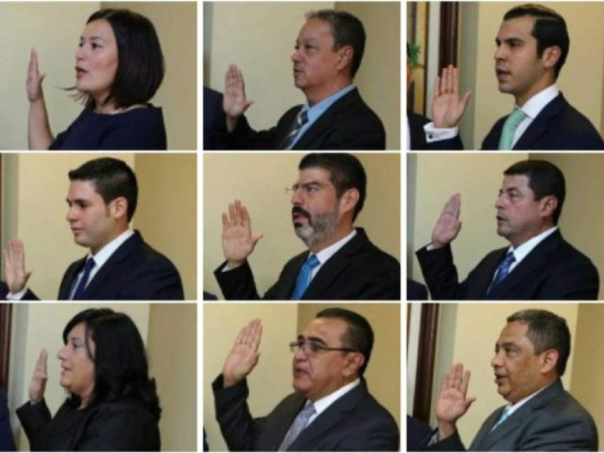 Gobierno hondureño juramenta a nueve funcionarios