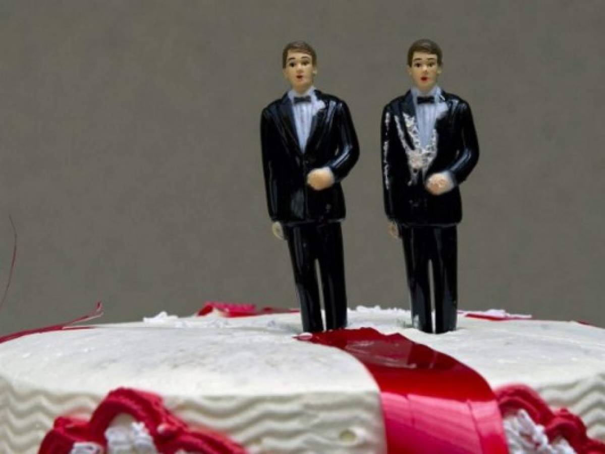 Victoria para repostero que se negó a hacer pastel para boda gay en EEUU